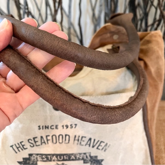 Clea Ray The Seafood Heaven Canvas Tote. - Picture 8 of 14